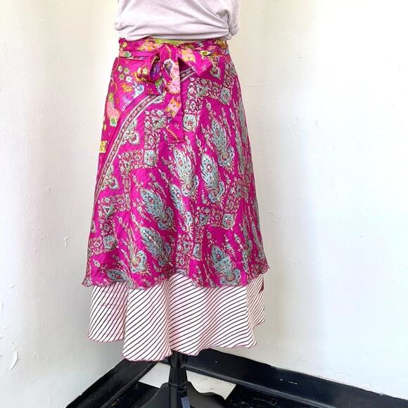 URBAN NOMAD 100% silk wrap midi boho skirt size MEDIUM - Picture 9 of 9
